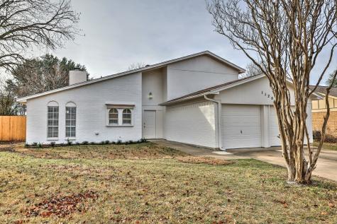 1120 Timbercreek Road Benbrook TX 76126
