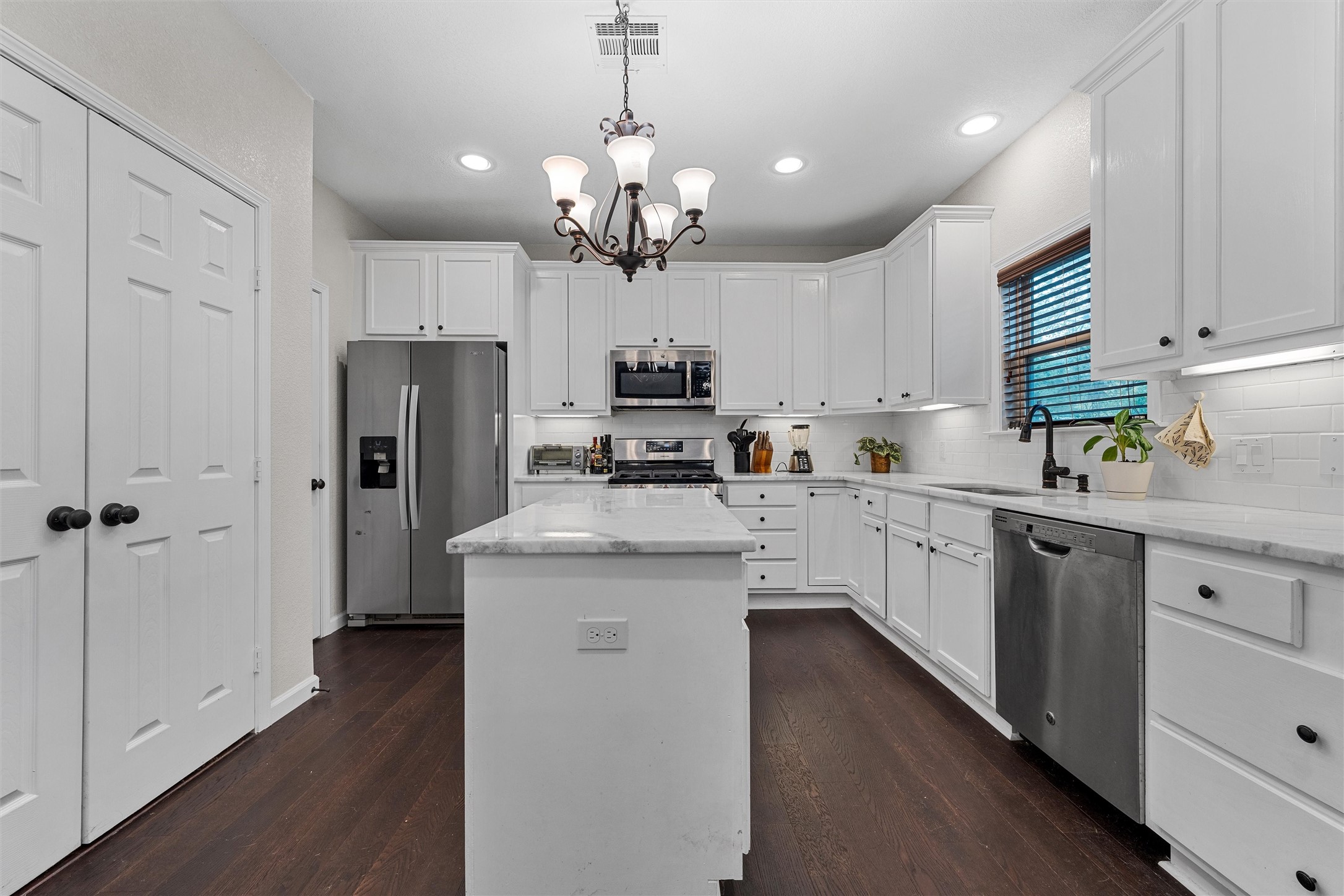 4105 N 27th Street Waco TX 76708