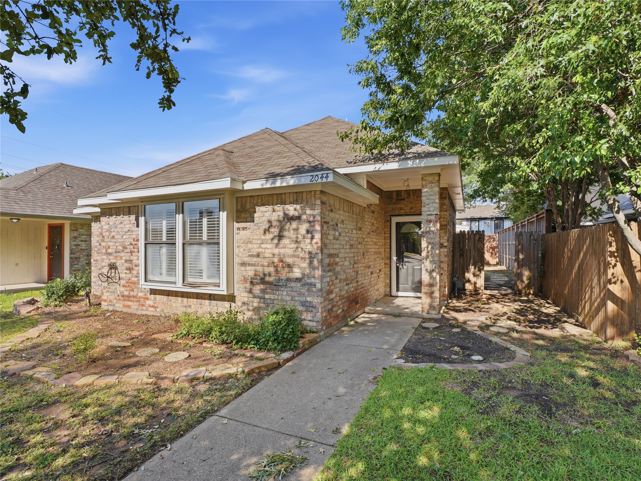 2044 Whippoorwill Lane Carrollton TX 75006