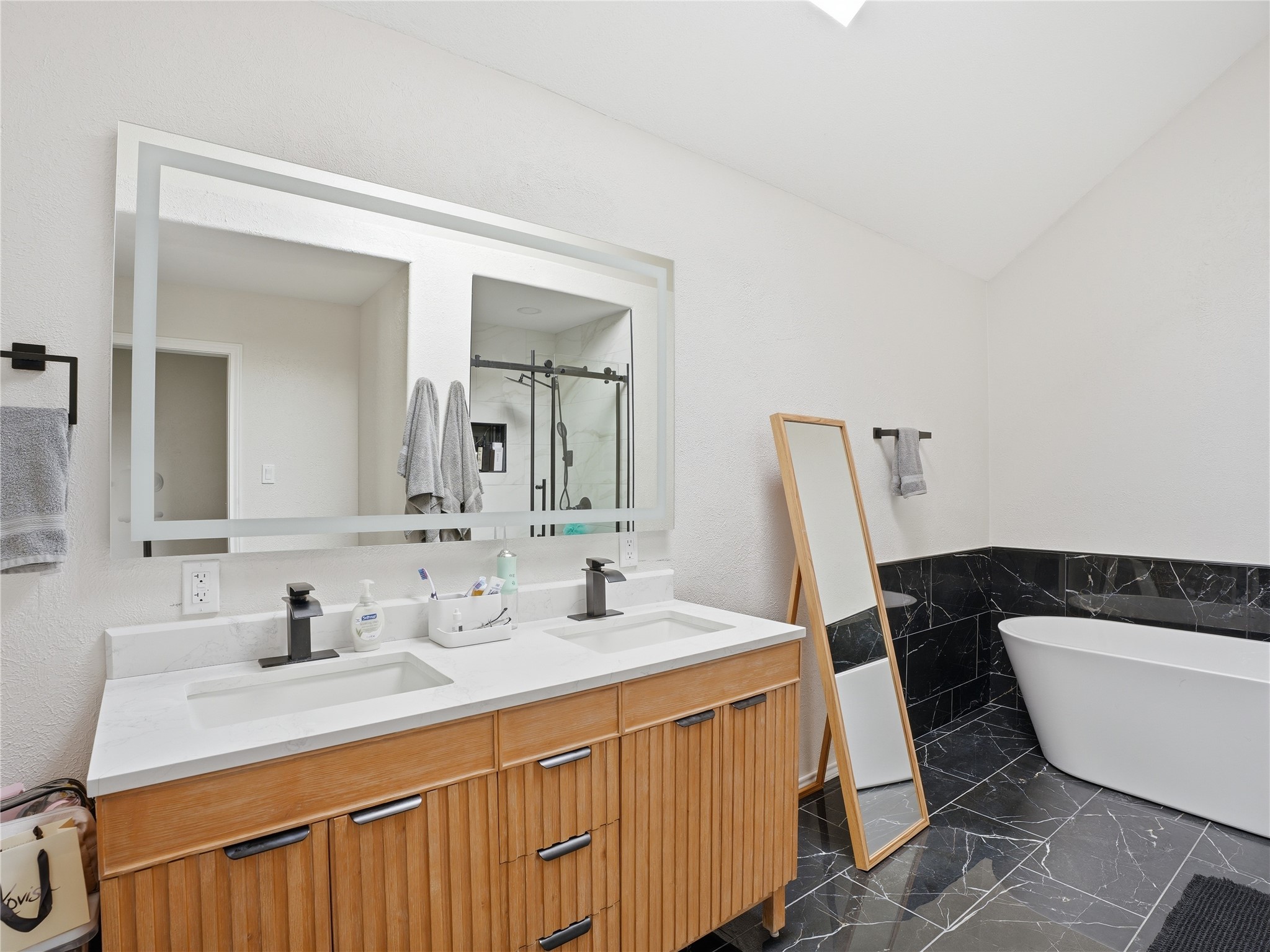 2044 Whippoorwill Lane Carrollton TX 75006