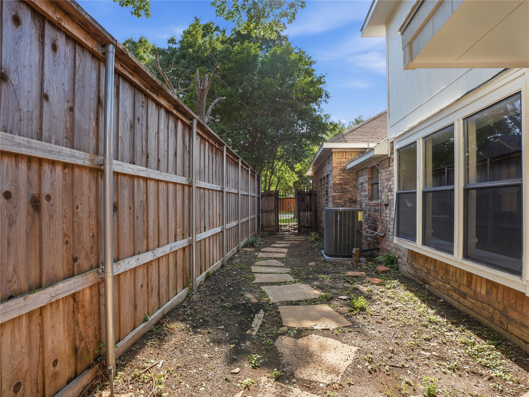 2044 Whippoorwill Lane Carrollton TX 75006
