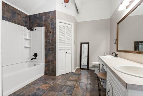 104 Jerry Street Gatesville TX 76528