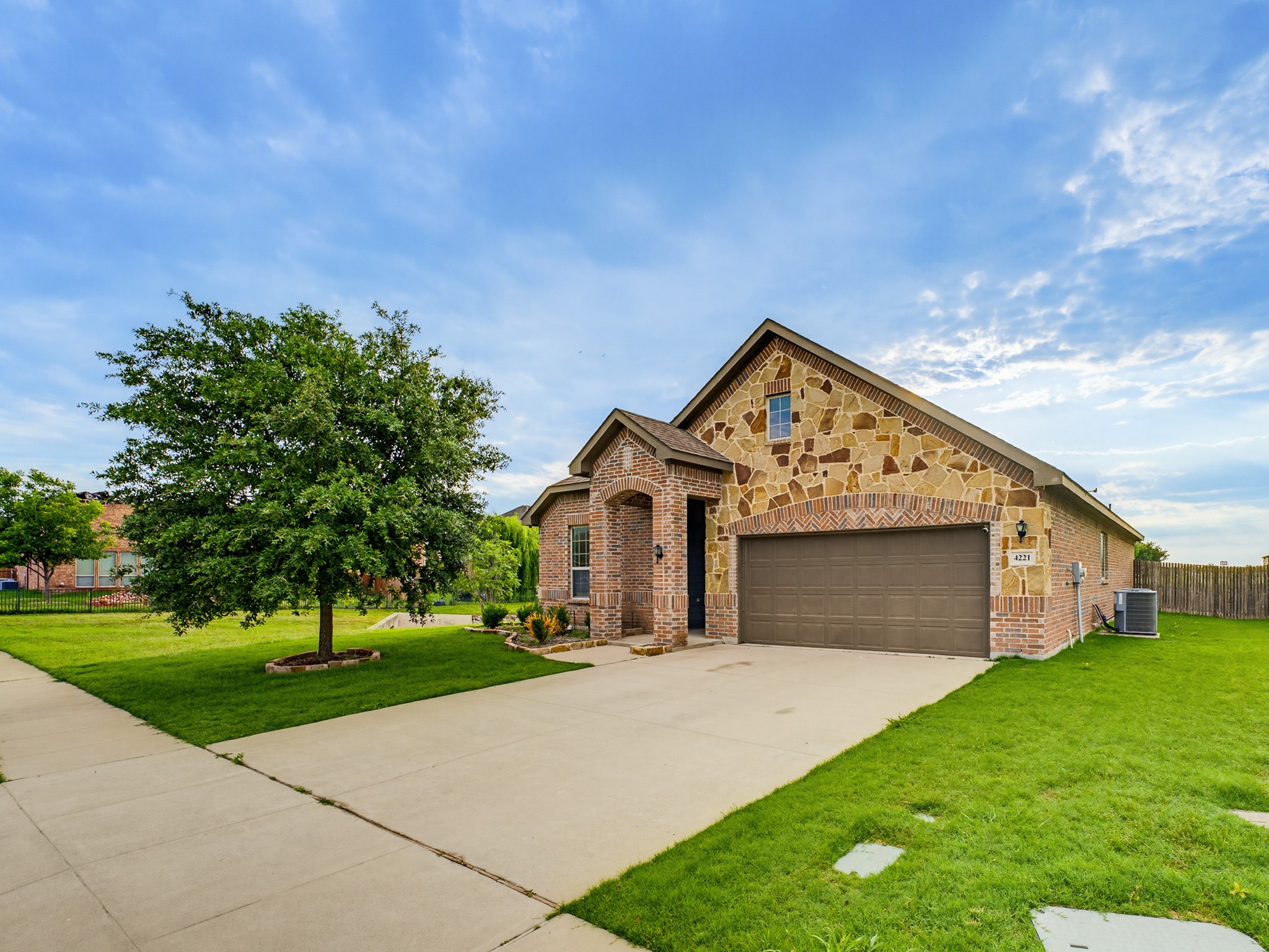 4221 Aldridge Lane Fort Worth TX 76036