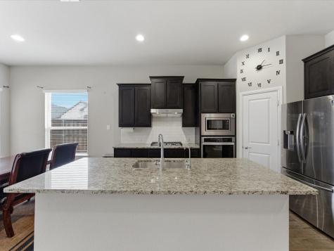 1044 Pitch Pine Street Hickory Creek TX 75065