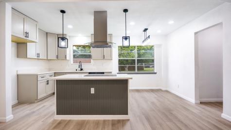 400 Brook Hollow Circle Desoto TX 75115