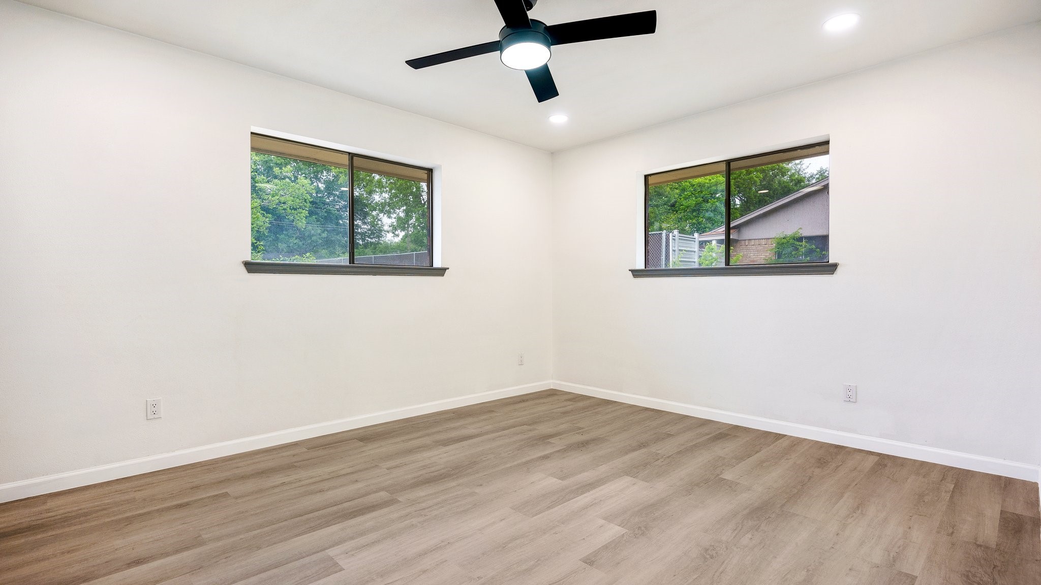400 Brook Hollow Circle Desoto TX 75115