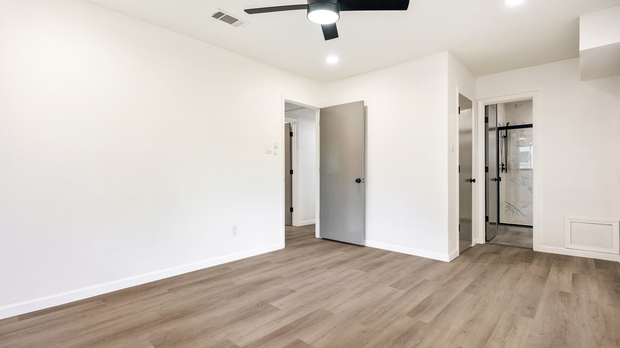 400 Brook Hollow Circle Desoto TX 75115