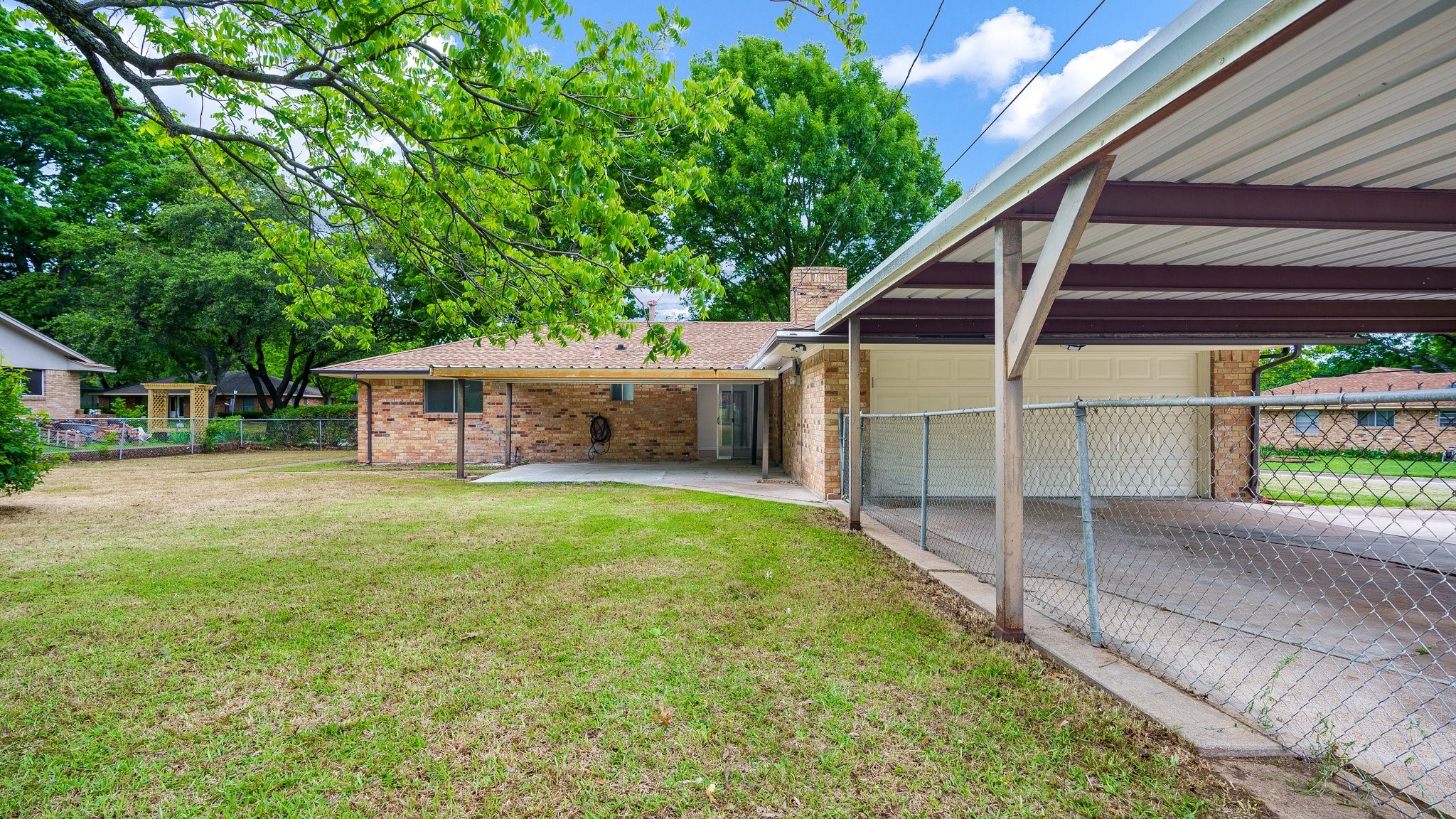 400 Brook Hollow Circle Desoto TX 75115