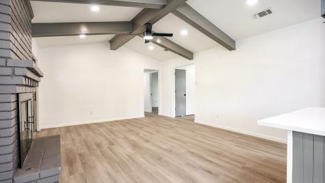 400 Brook Hollow Circle Desoto TX 75115