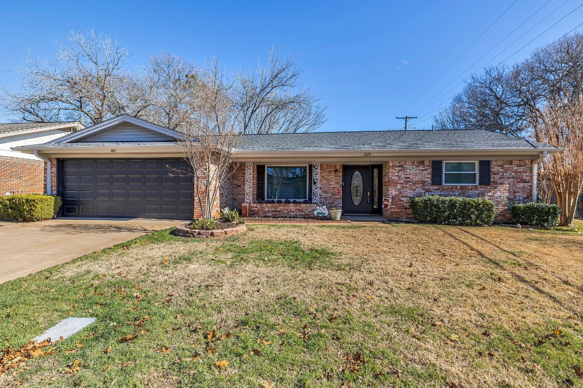324 Moore Creek Road Hurst TX 76053