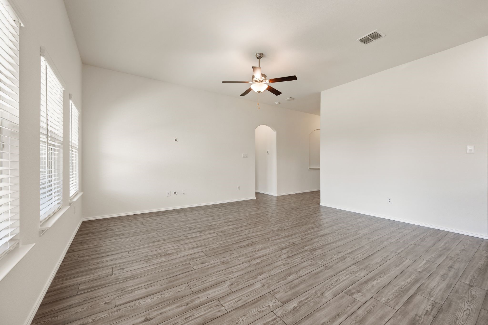 813 Amberwood Court Fort Worth TX 76052