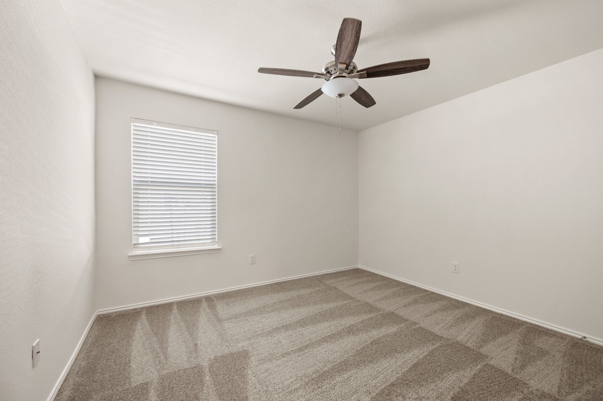 813 Amberwood Court Fort Worth TX 76052