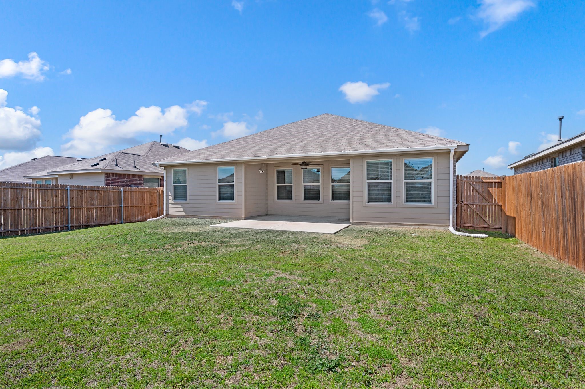 813 Amberwood Court Fort Worth TX 76052