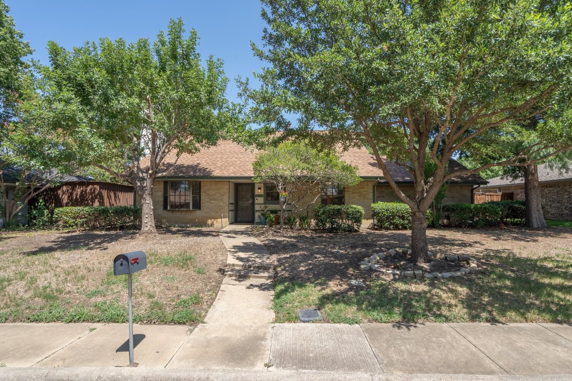 1923 Ruidoso Run Lewisville TX 75077