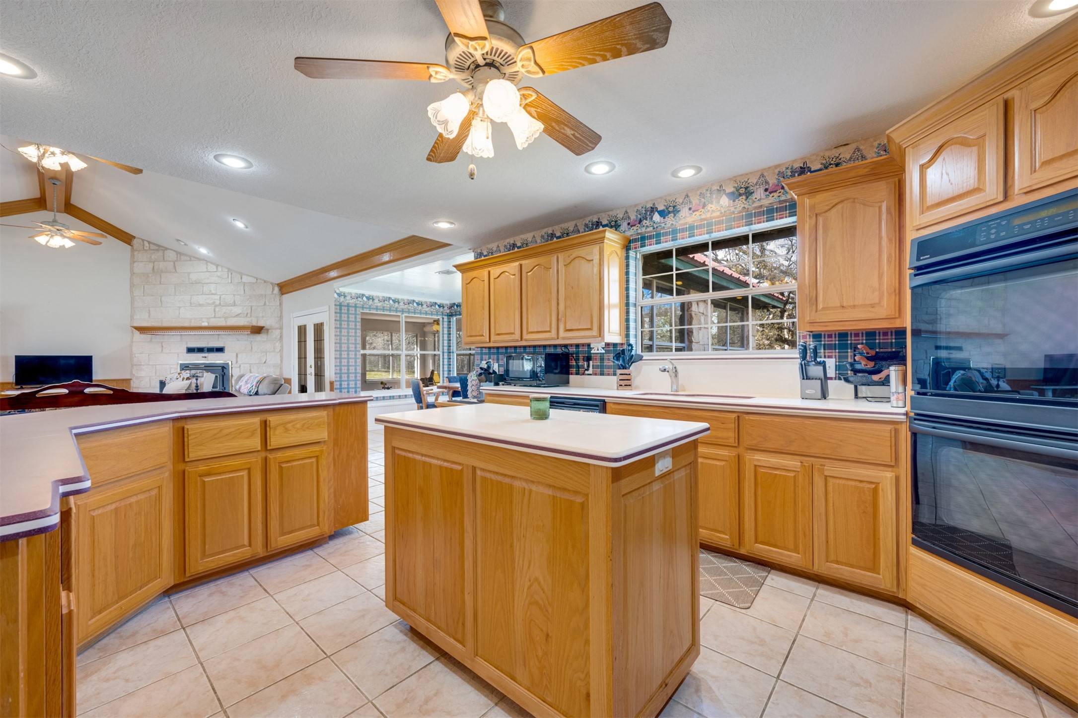2290 County Road 27300 Honey Grove TX 75446