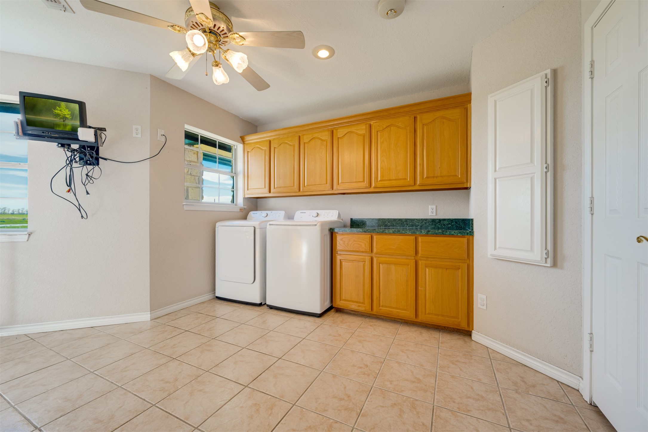 2290 County Road 27300 Honey Grove TX 75446