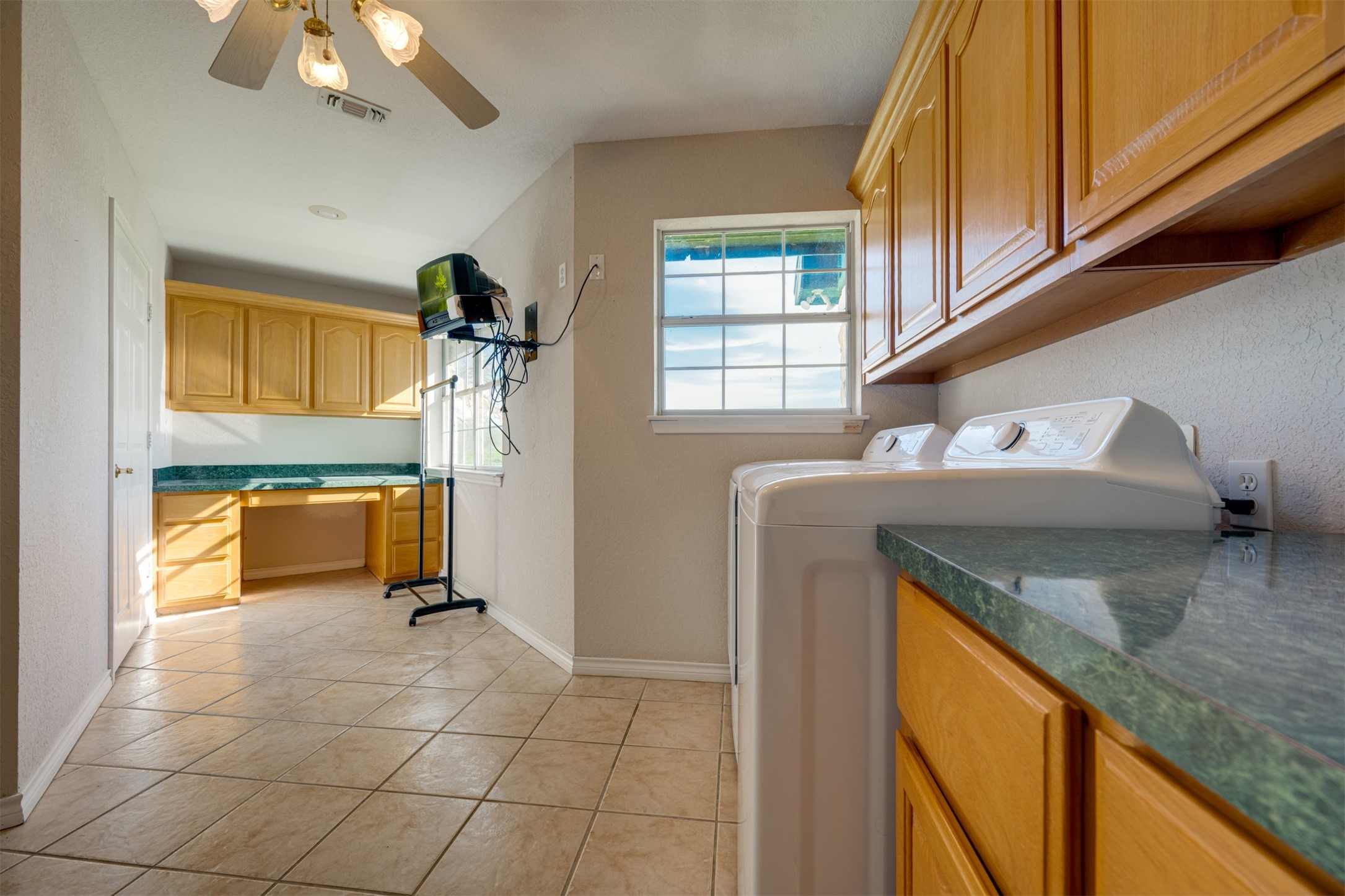 2290 County Road 27300 Honey Grove TX 75446