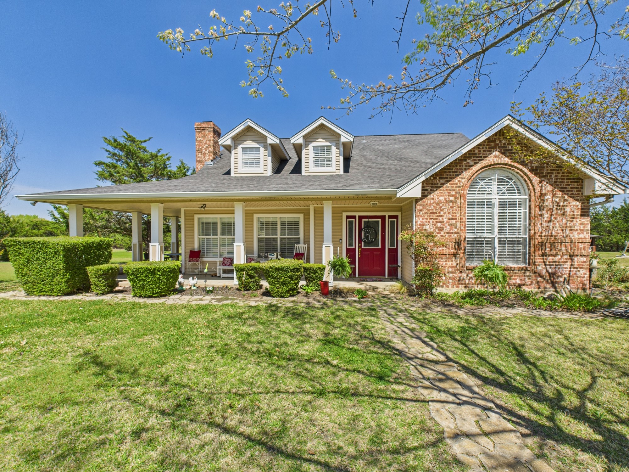 6441 Bois D Arc Circle Midlothian TX 76065