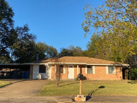 1409 Crestview Drive Kaufman TX 75142