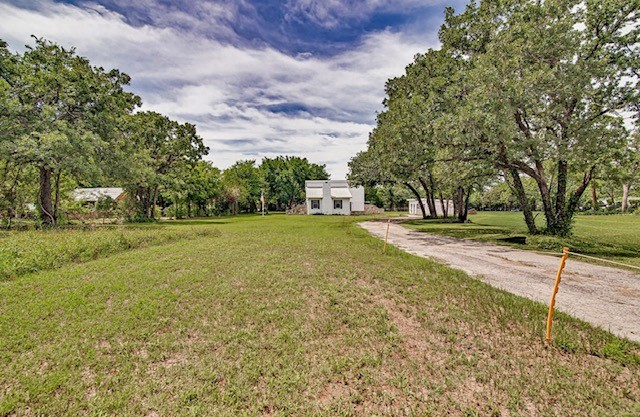 3952 J Rendon Road Burleson TX 76028