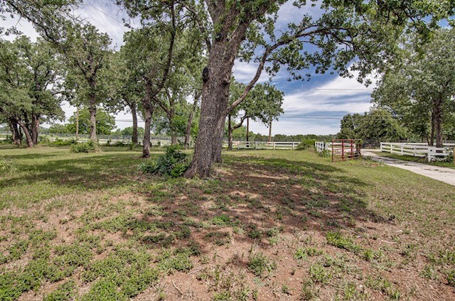 3952 J Rendon Road Burleson TX 76028