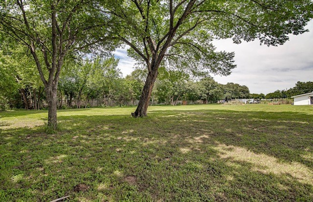 3952 J Rendon Road Burleson TX 76028