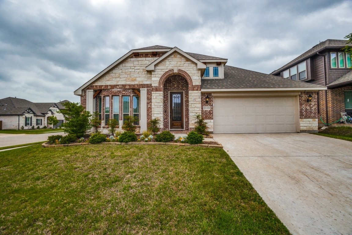 1119 Kettlewood Drive Justin TX 76247