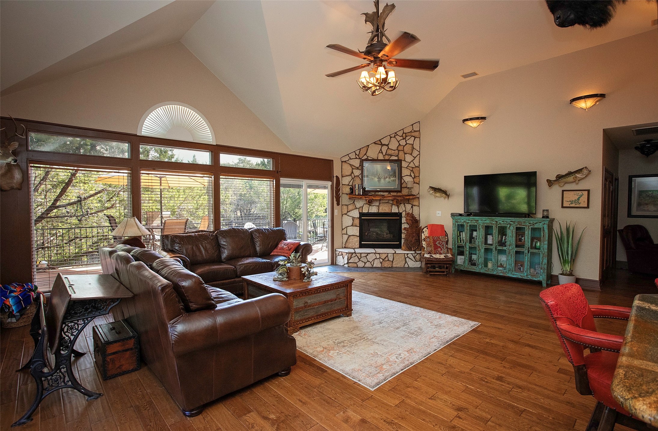 880 Cliffs Drive Possum Kingdom Lake TX 76449