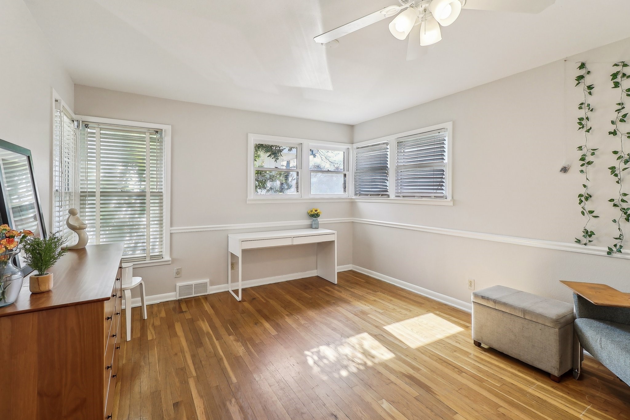 4901 Rector Avenue Fort Worth TX 76133