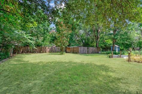 203 19th Street SE Paris TX 75460
