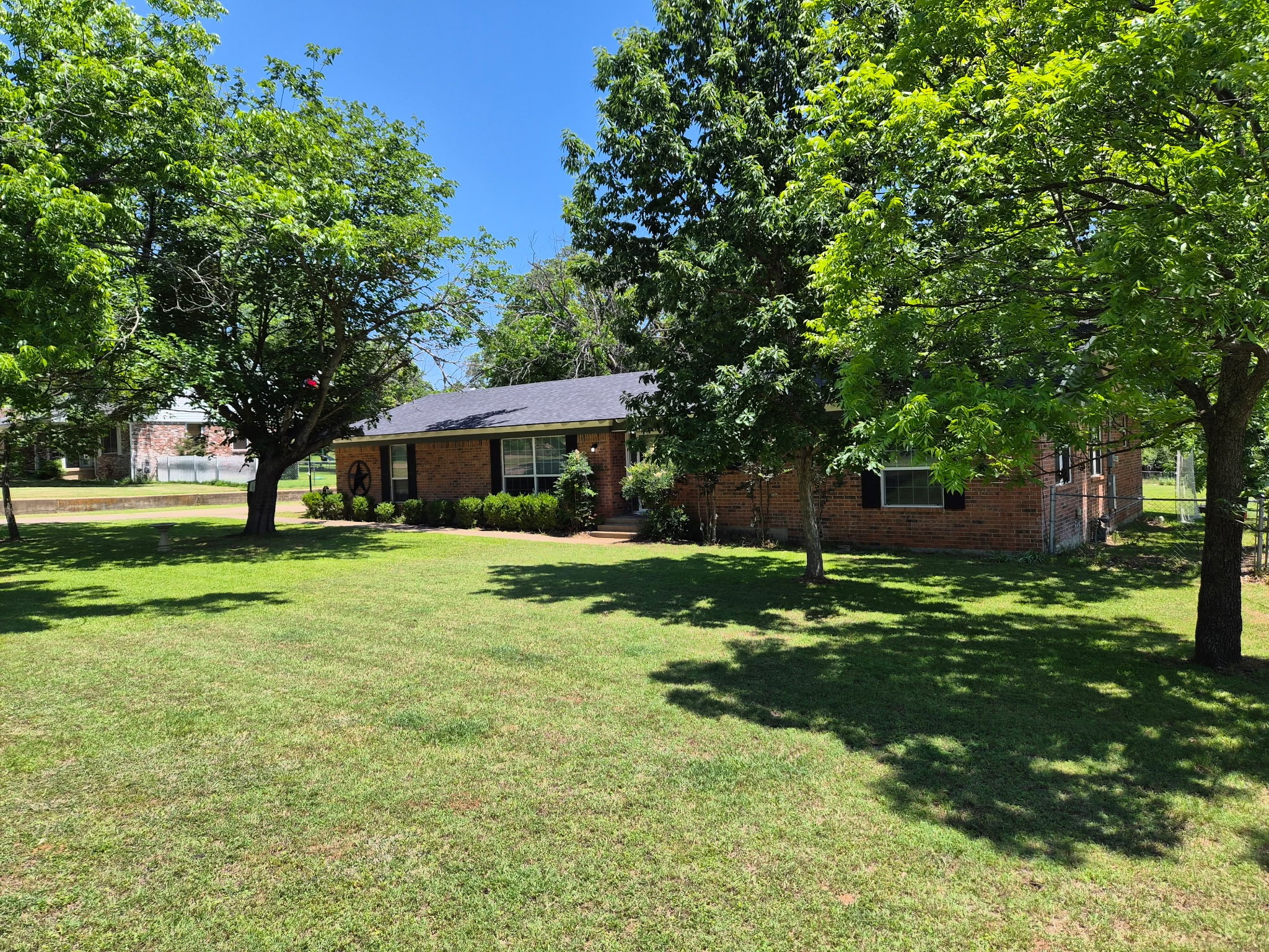 208 Yucca Drive Weatherford TX 76087