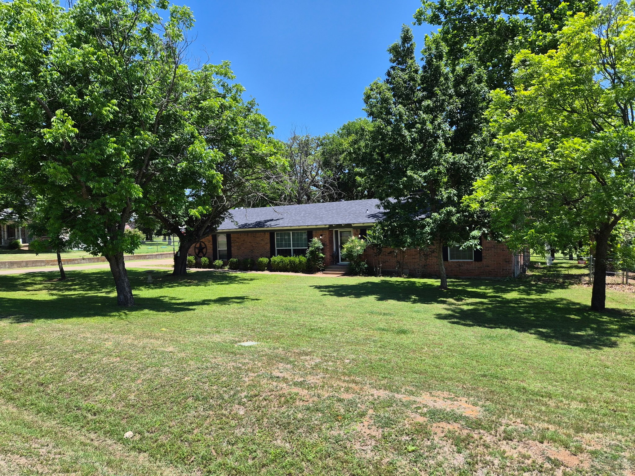208 Yucca Drive Weatherford TX 76087