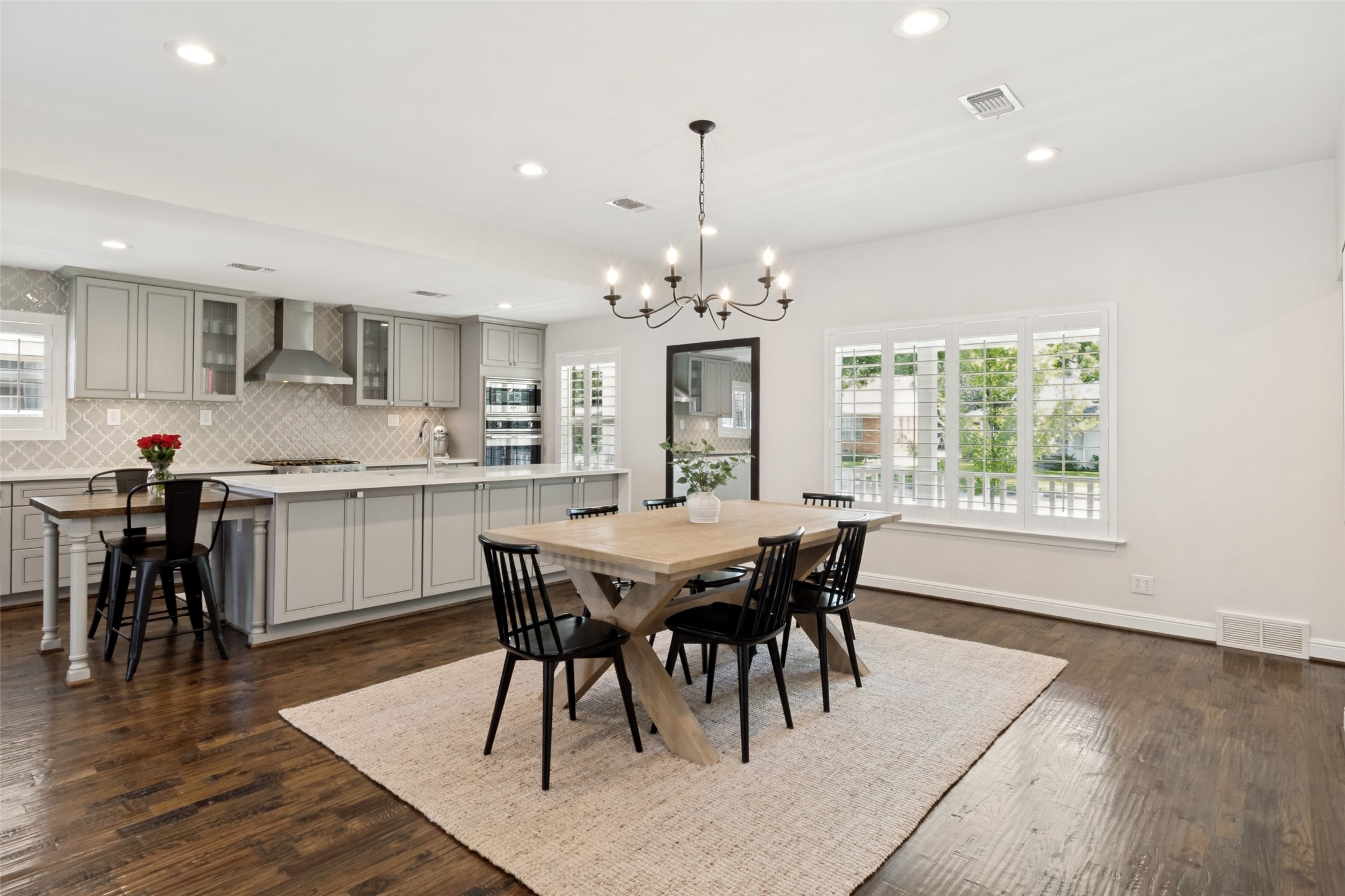 9605 Livenshire Drive Dallas TX 75238