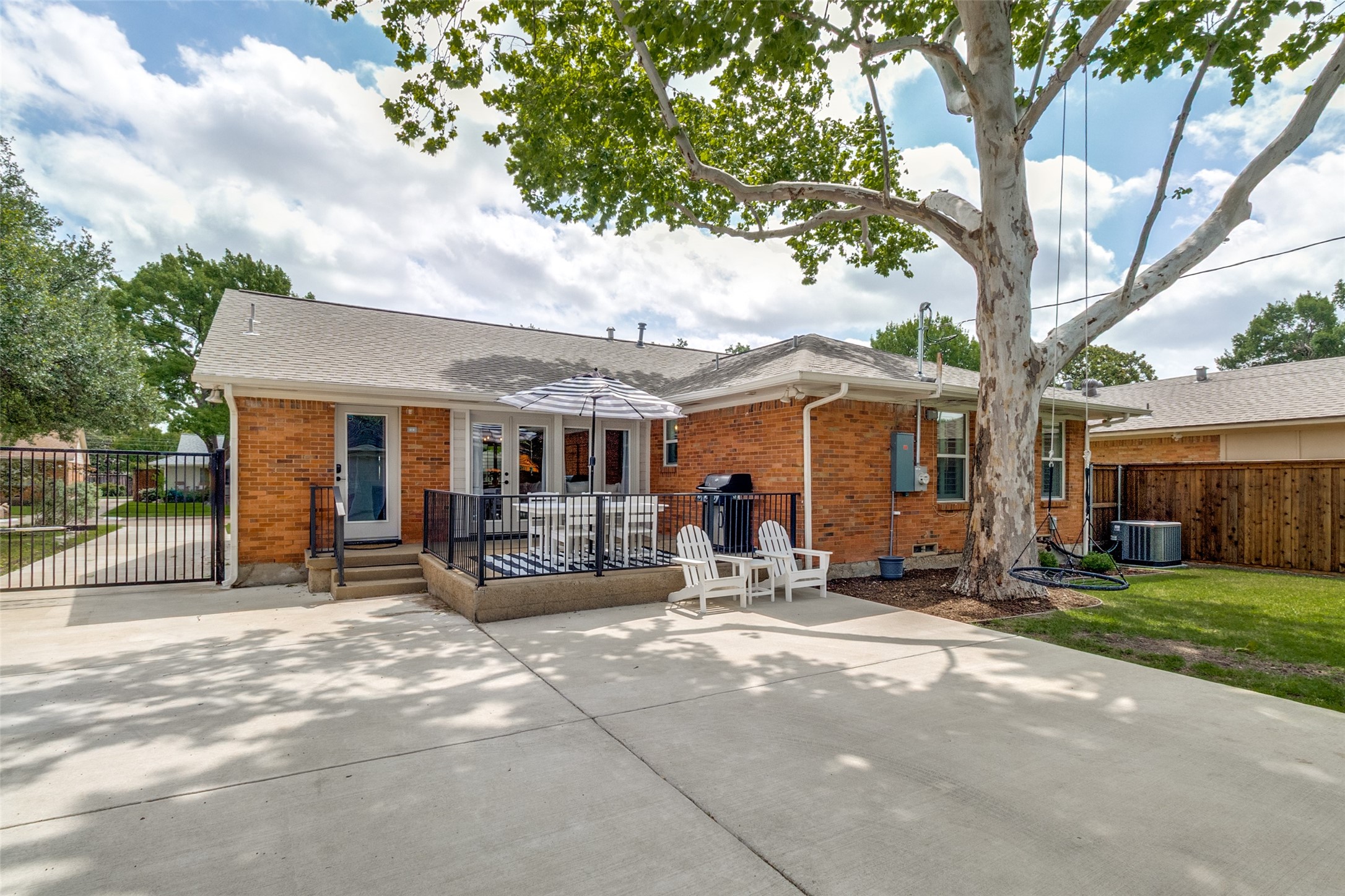 9605 Livenshire Drive Dallas TX 75238