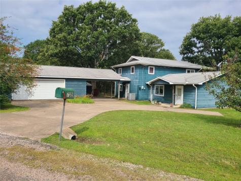 7309 Parkview Drive Bonham TX 75418