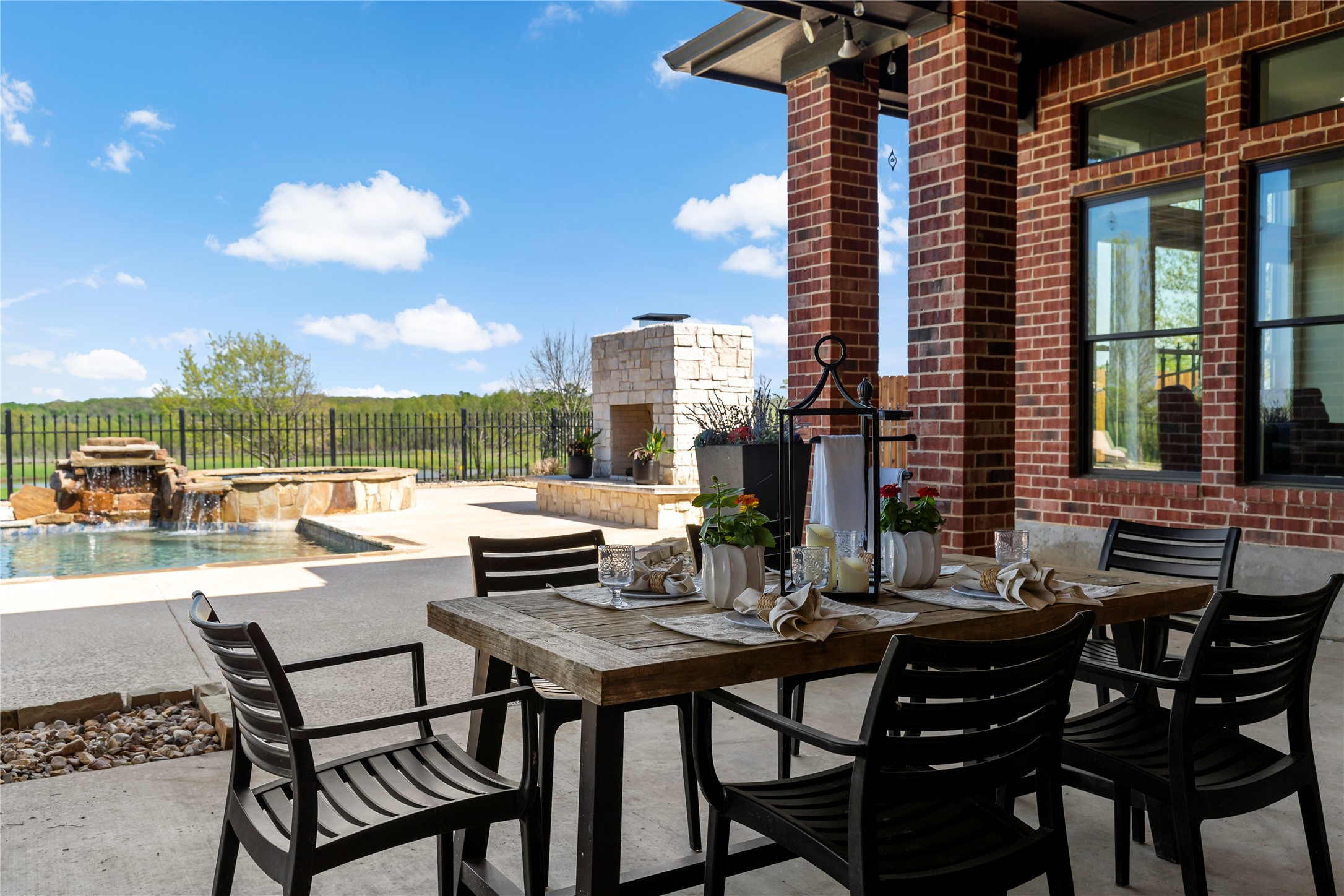 5000 Stillhouse Road Paris TX 75462