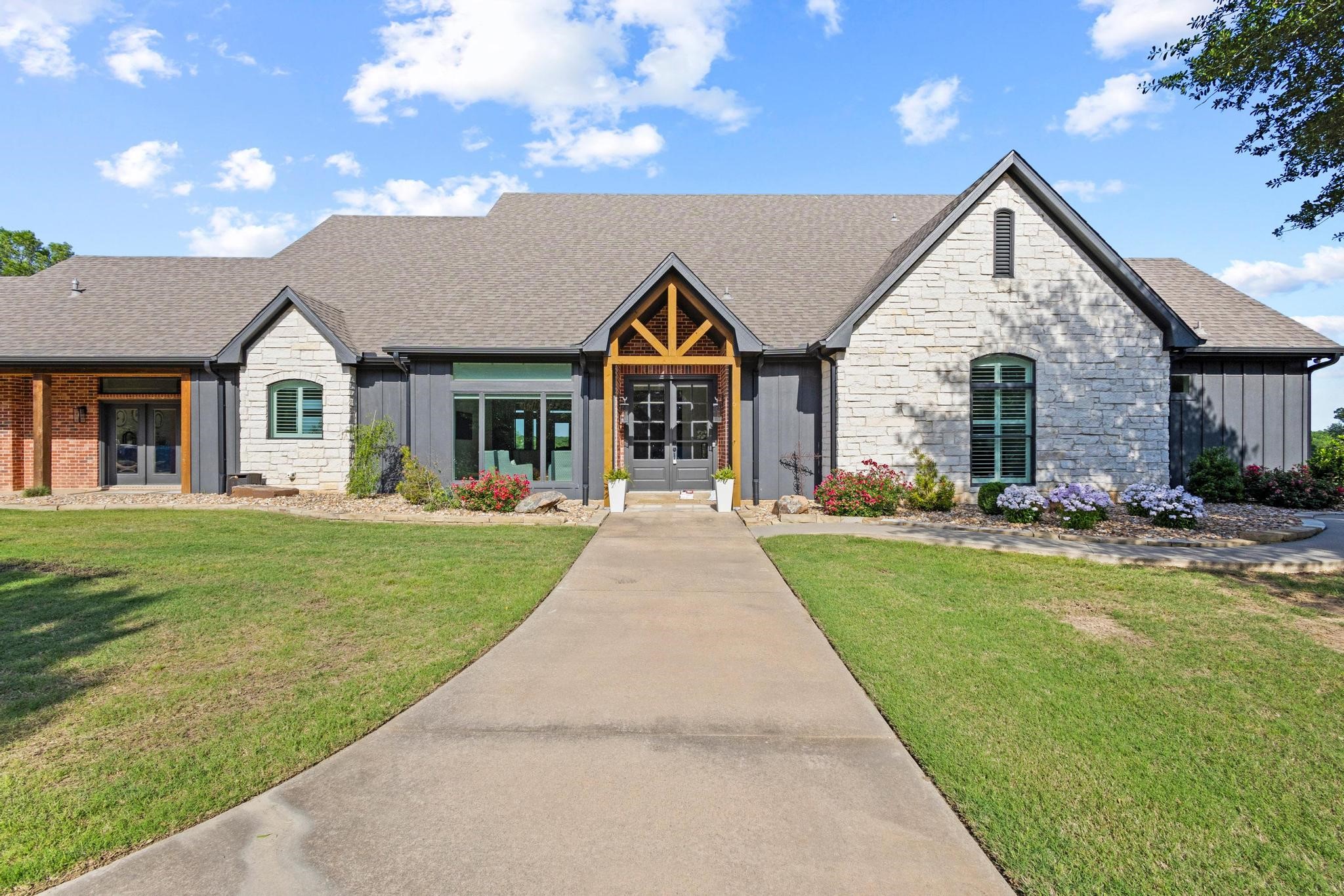 5000 Stillhouse Road Paris TX 75462