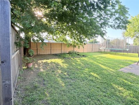 400 Sparrow Hawk Mckinney TX 75072