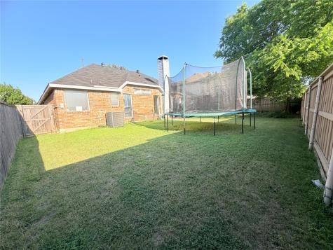 400 Sparrow Hawk Mckinney TX 75072
