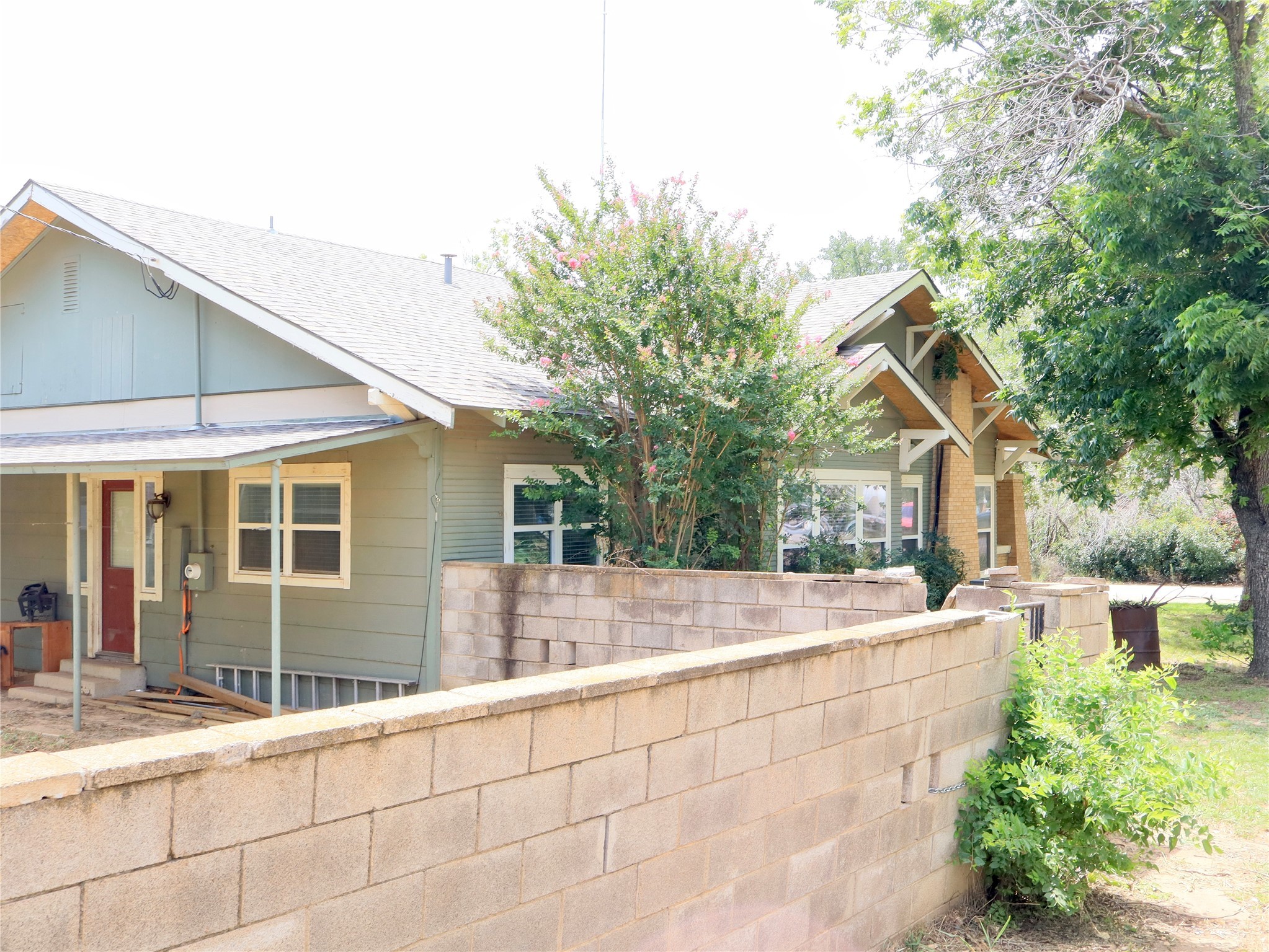 203 E Bennett Street Strawn TX 76475