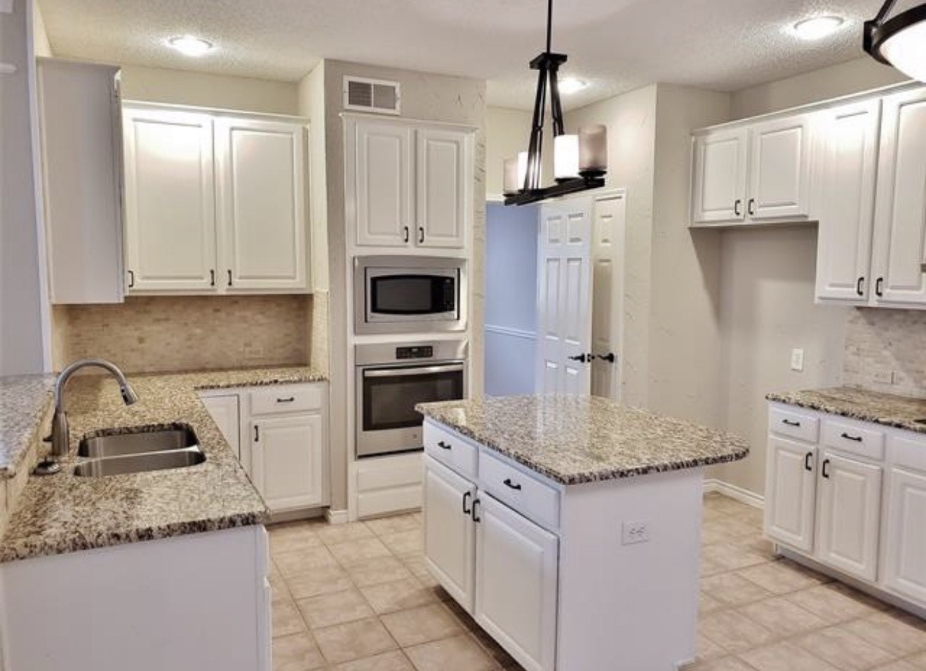 211 Moss Hill Road Irving TX 75063