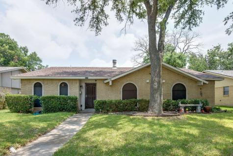 4222 Foliage Drive Garland TX 75043