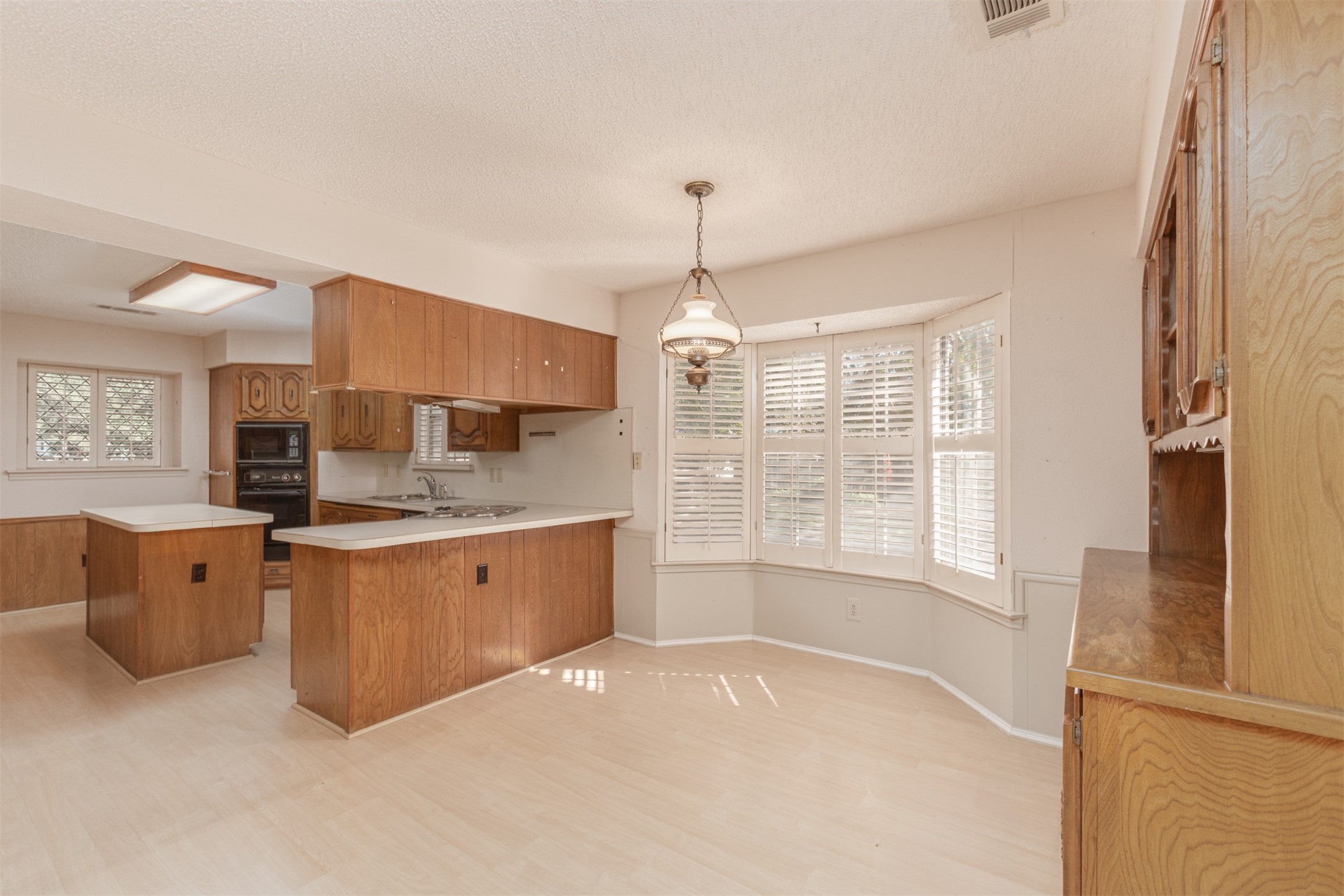 9064 Maple Glen Drive Dallas TX 75231