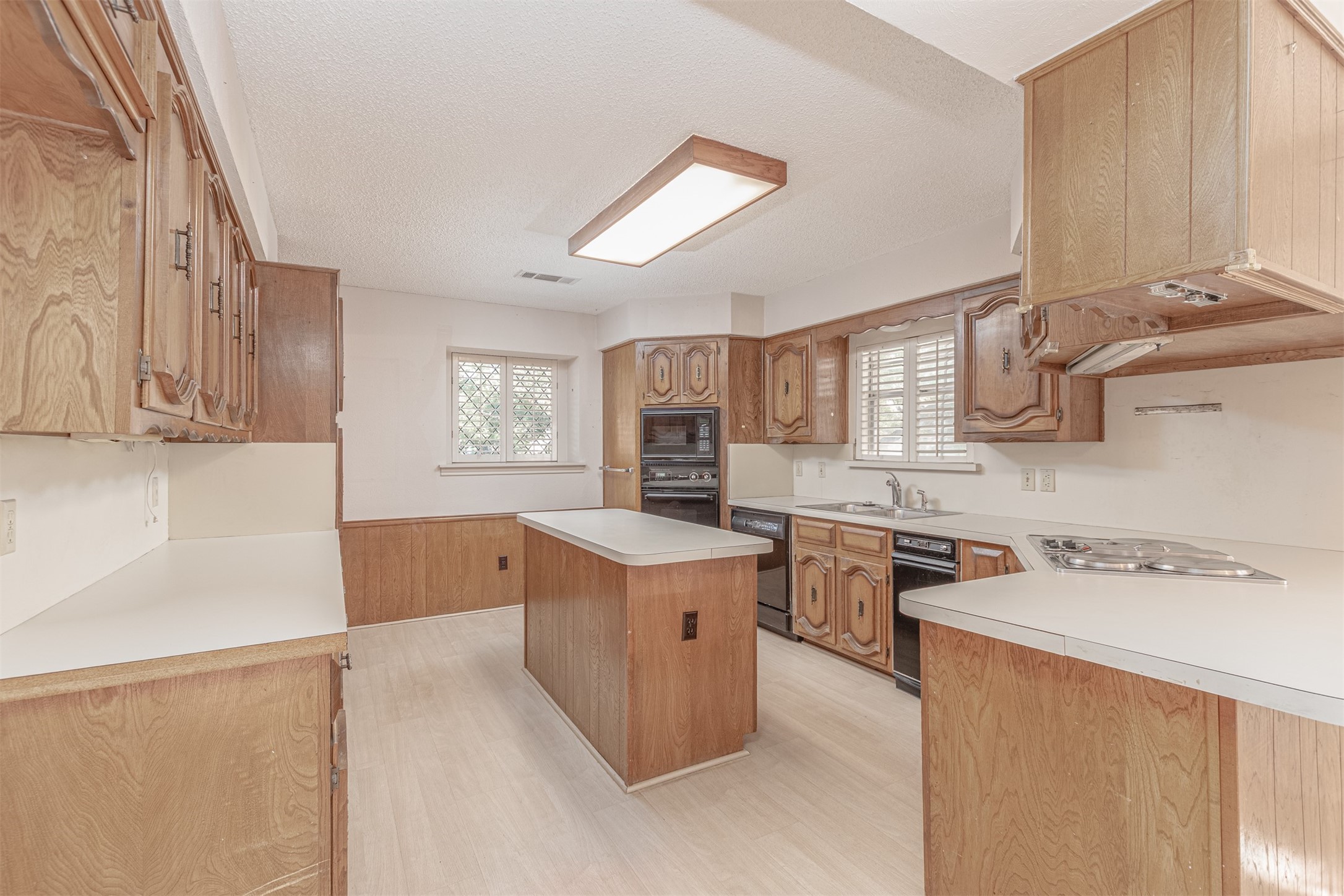 9064 Maple Glen Drive Dallas TX 75231