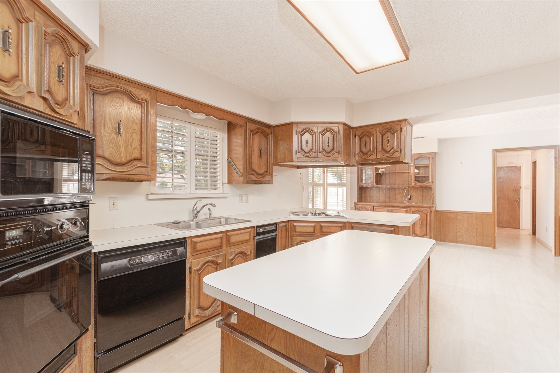 9064 Maple Glen Drive Dallas TX 75231