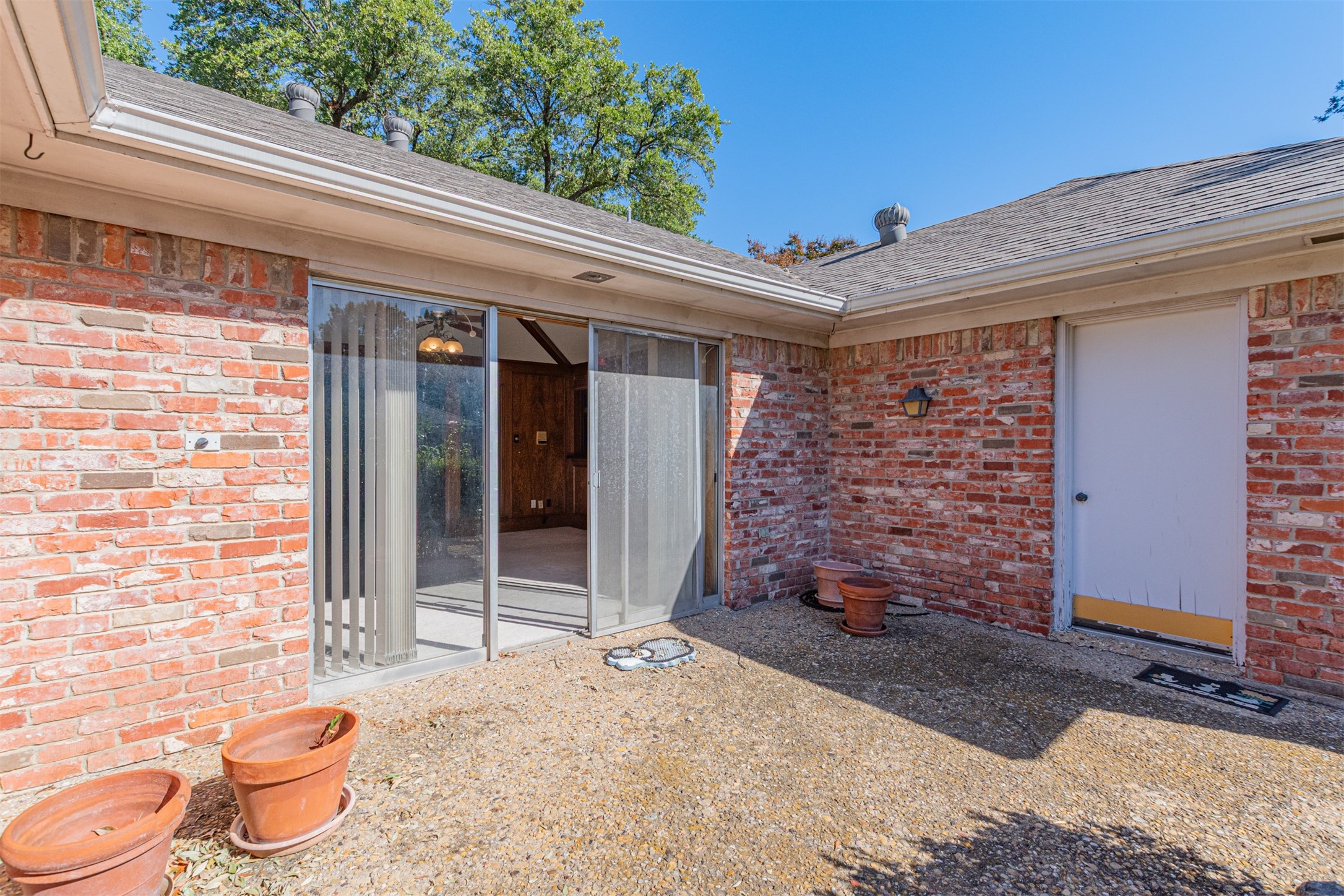 9064 Maple Glen Drive Dallas TX 75231
