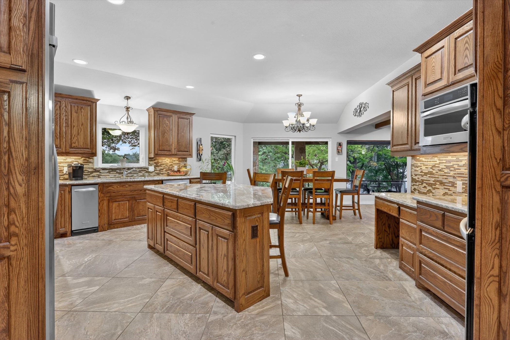 1412 Sandpiper Court S Fort Worth TX 76108