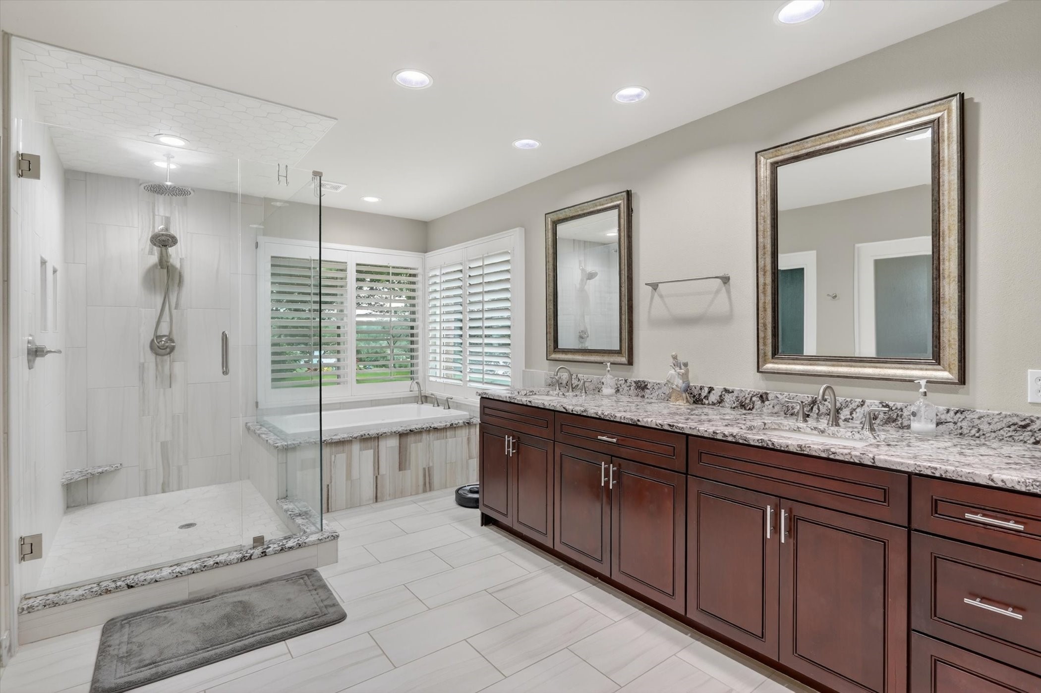 1412 Sandpiper Court S Fort Worth TX 76108