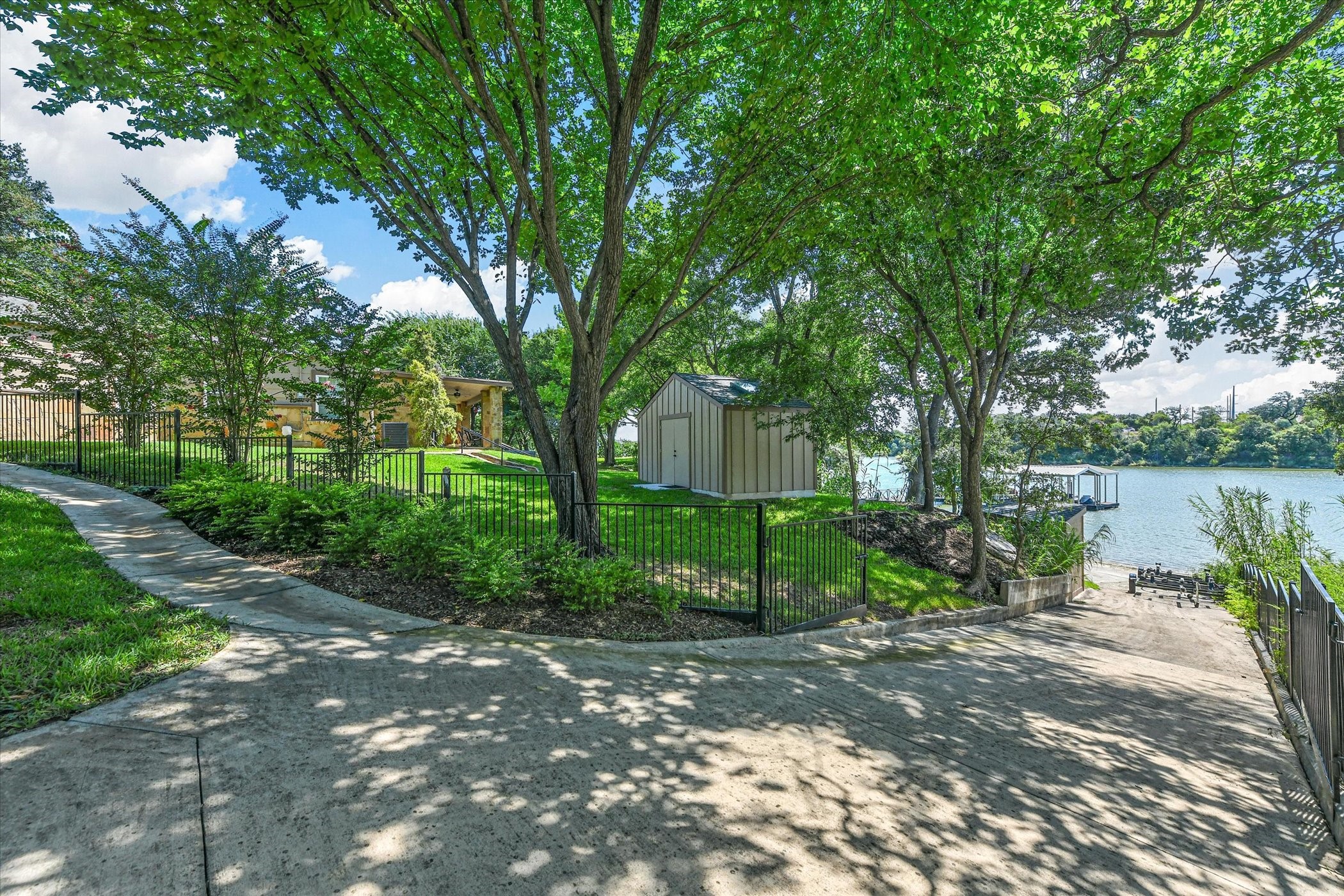 1412 Sandpiper Court S Fort Worth TX 76108