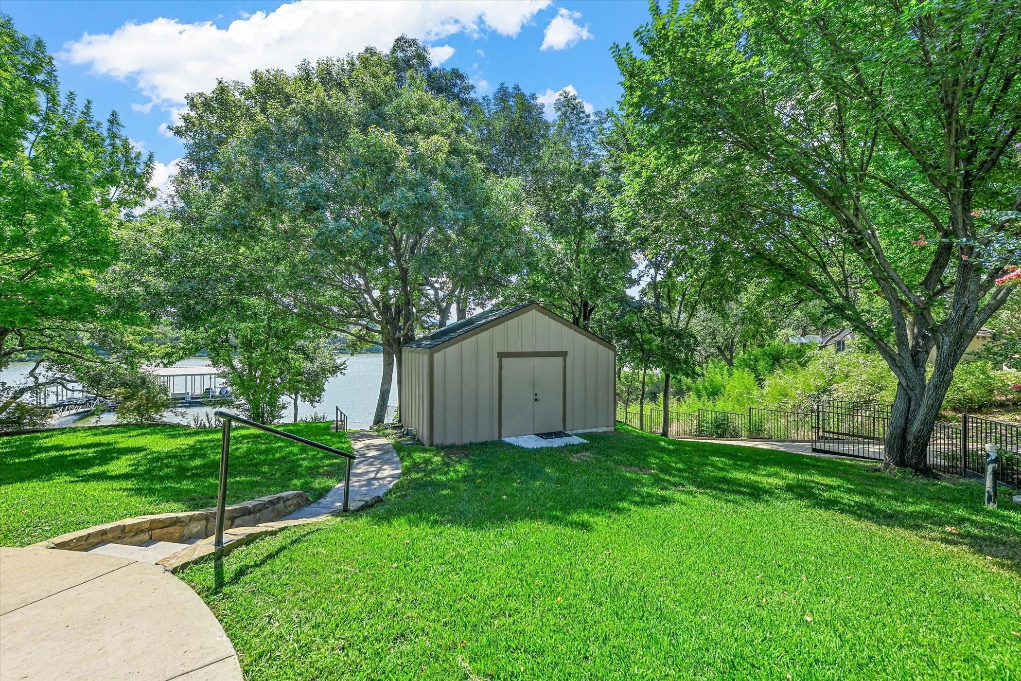 1412 Sandpiper Court S Fort Worth TX 76108